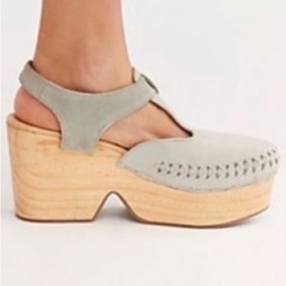 Free People leather huarache-detail wood-grain 4” platform “Emmer” clogs-NWOT - Picture 15 of 15